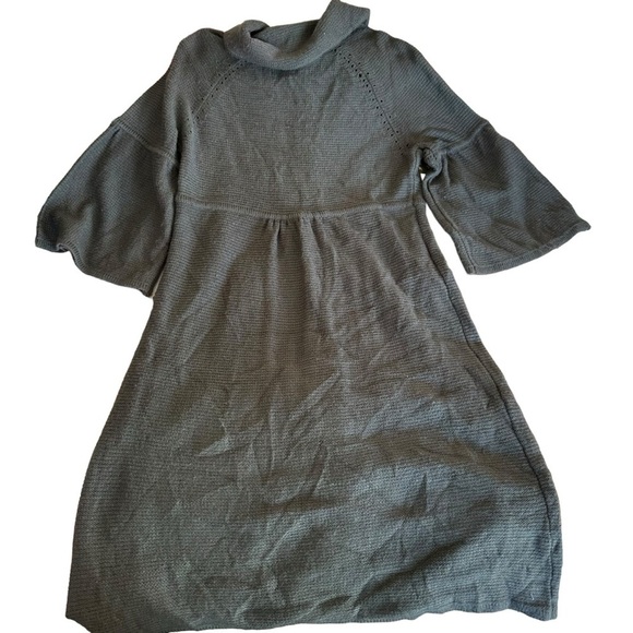 Even women's knit grey sweater midi dress with 3/4 flared sleeves - Picture 2 of 3